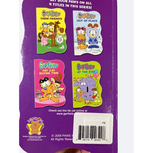 Garfield books Lot of 2   Farm Friends and Out of Place - Picture 4 of 9